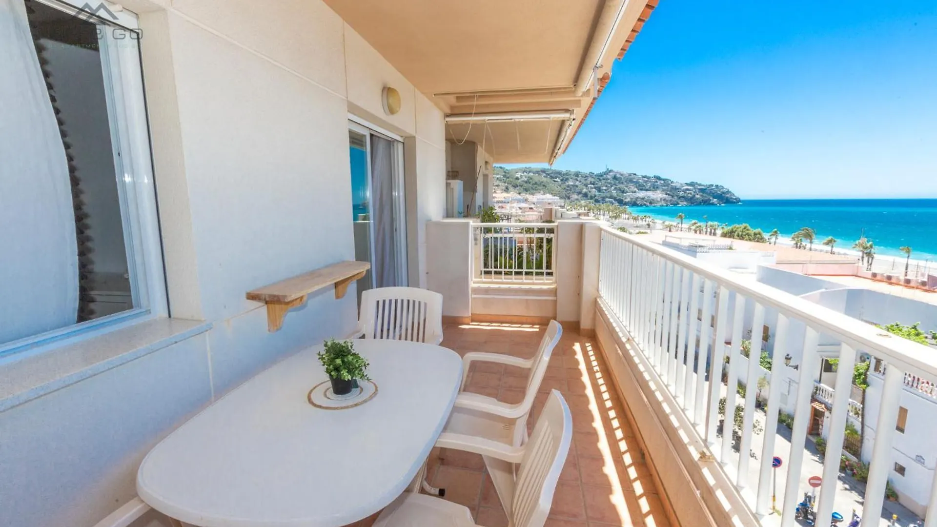 Sun And Seaviews Bay Apartment Almunecar