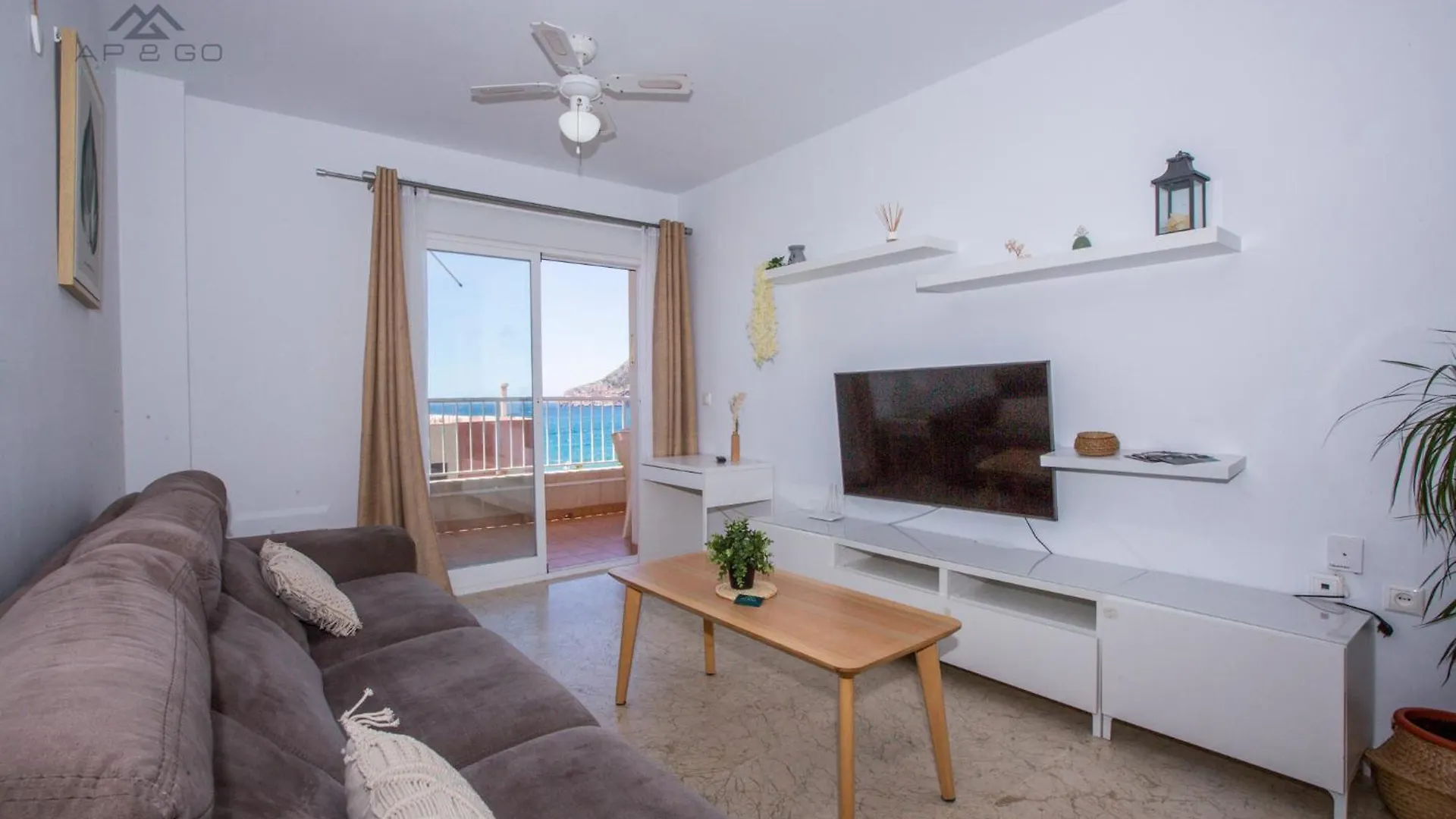 Sun And Seaviews Bay Apartment Almunecar