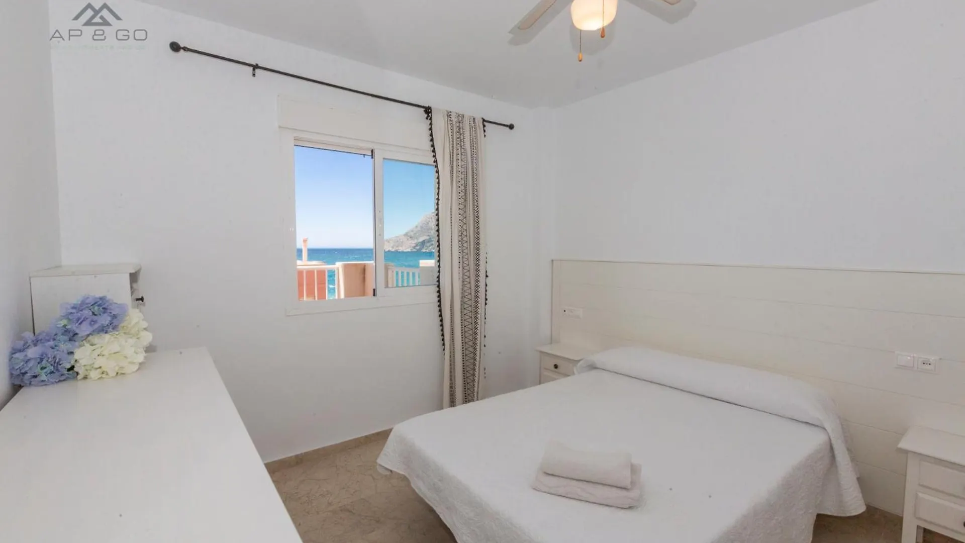 Sun And Seaviews Bay Apartment Almunecar