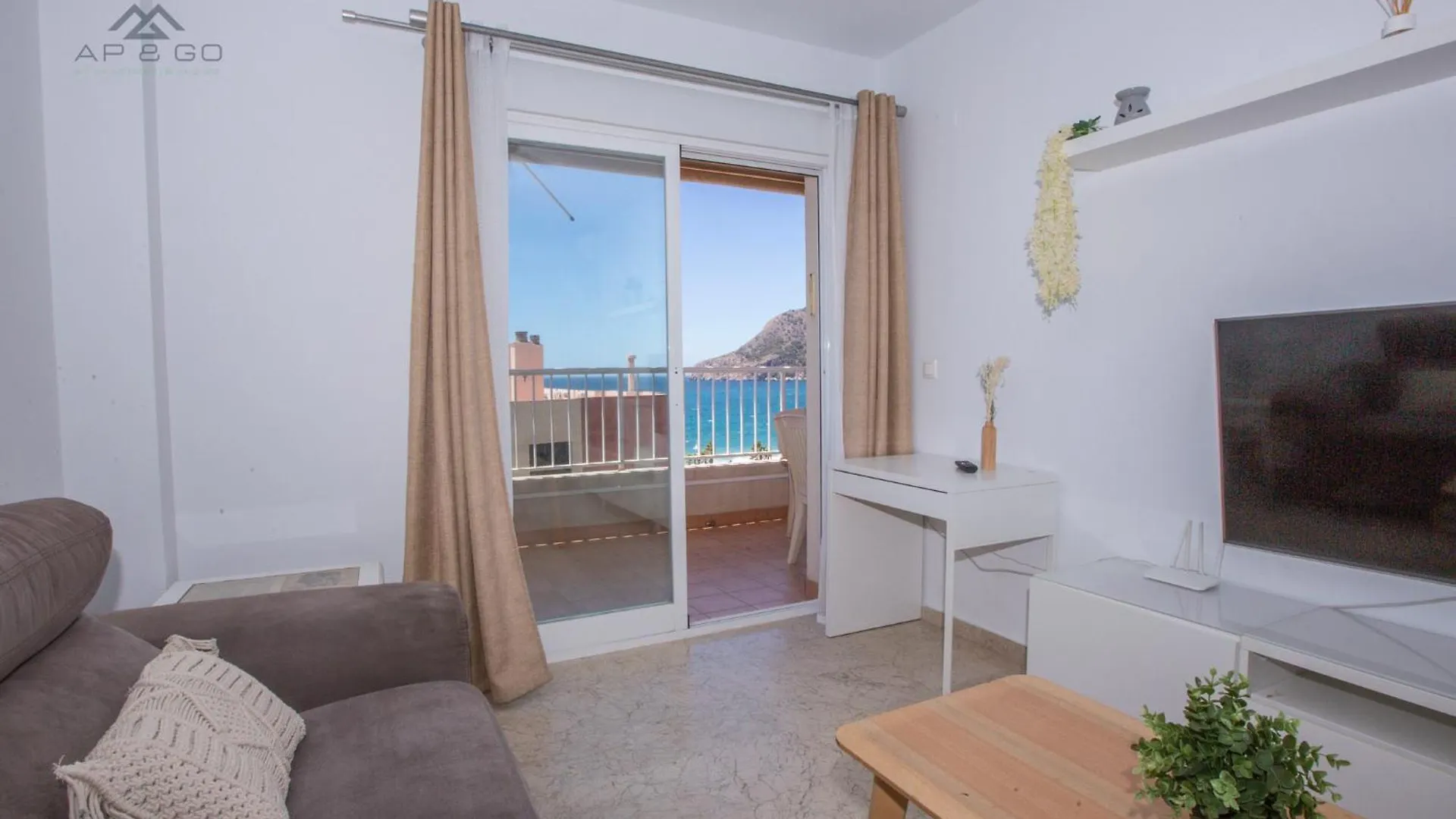 Sun And Seaviews Bay Apartment Almunecar Spain